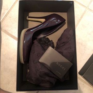 Size 8 Purple Leather Gucci Pumps
